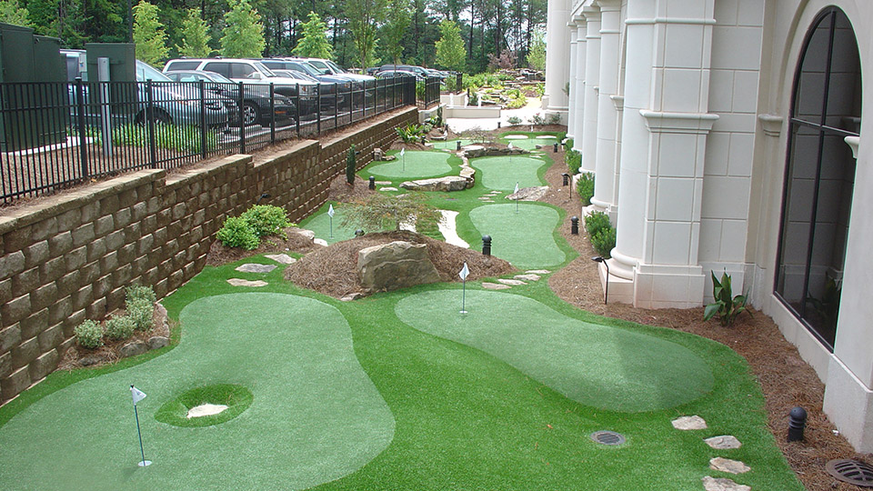 Putt Courses